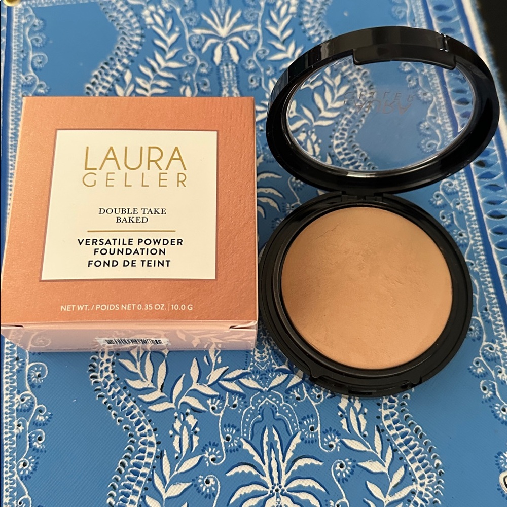 Laura Geller Double take Baked Foundation ~ shade Medium